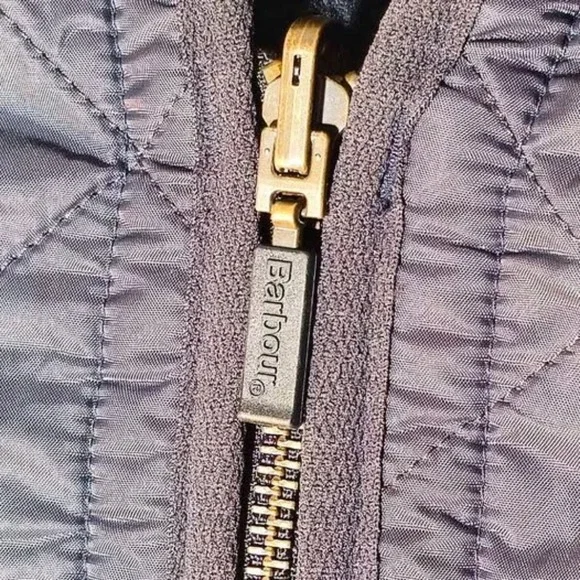 Mens's Medium Barbour Polarquilt Zip-In Liner Vest - Picture 6 of 6